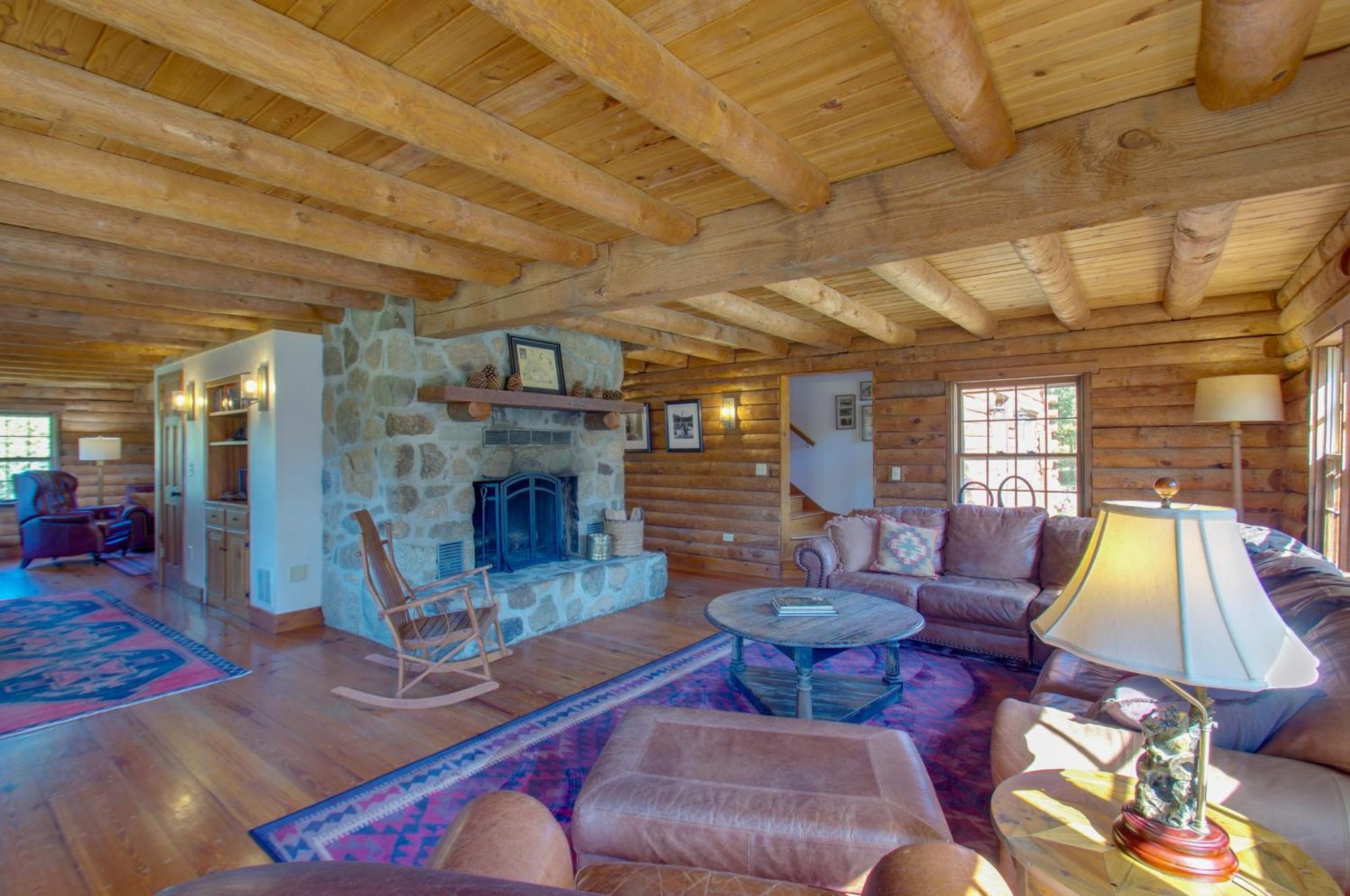 Cozy Log Cabin Getaway With Fire Pit And 3 Acres! Ruckersville Exteriör bild