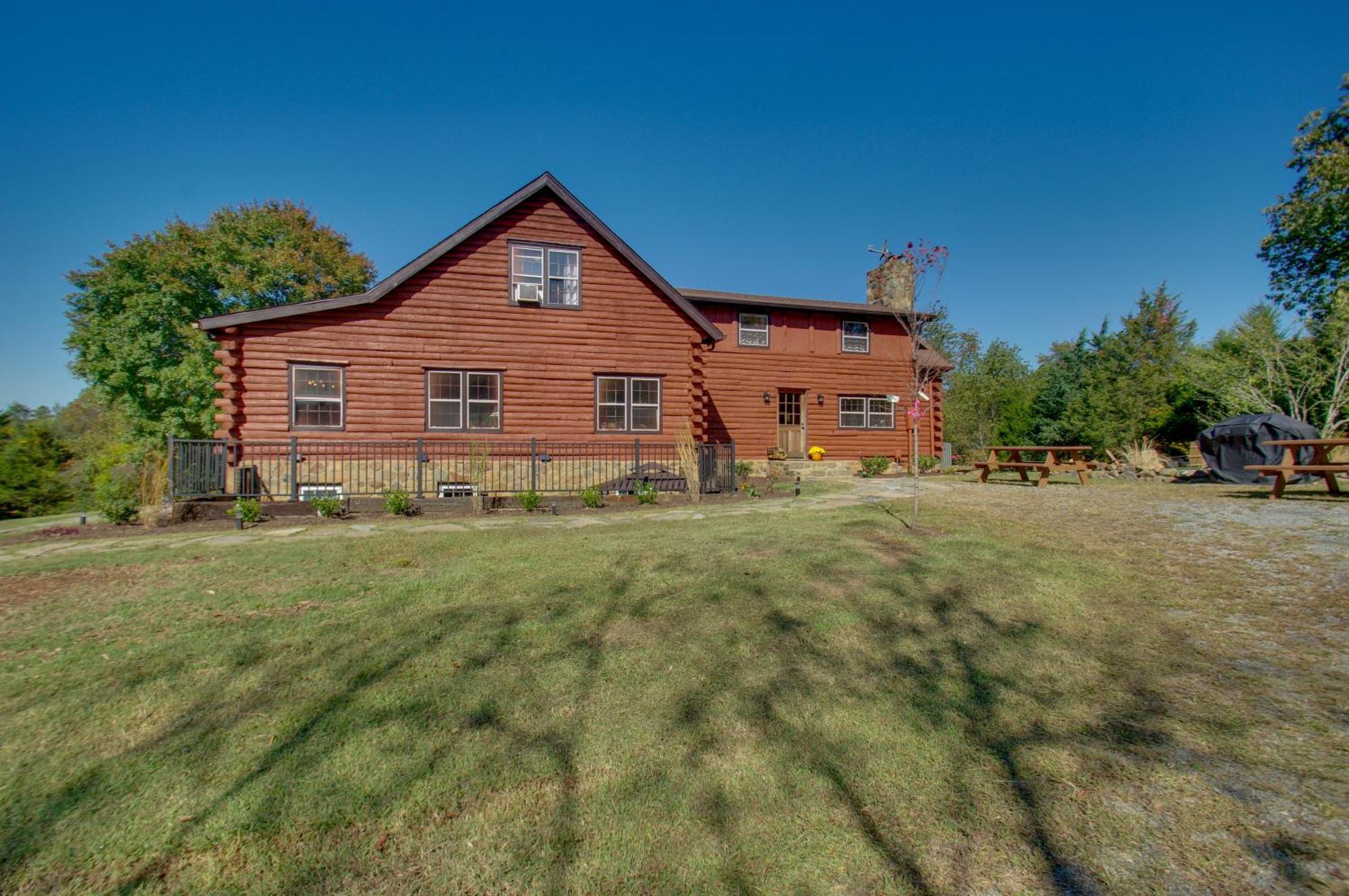 Cozy Log Cabin Getaway With Fire Pit And 3 Acres! Ruckersville Exteriör bild