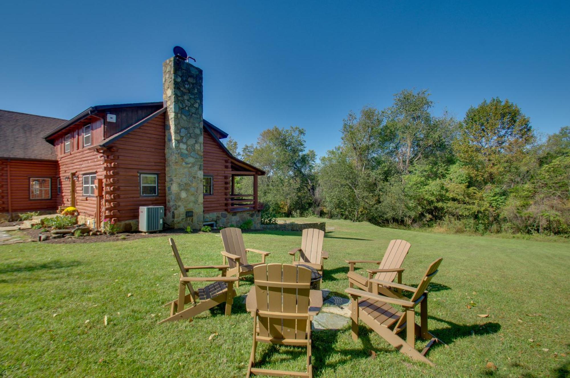 Cozy Log Cabin Getaway With Fire Pit And 3 Acres! Ruckersville Exteriör bild